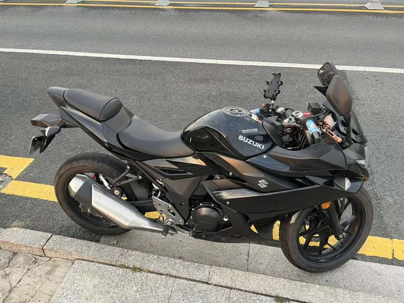 二手豪爵铃木GSX250R