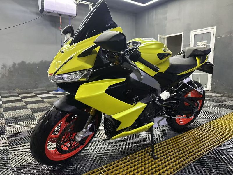 二手阿普利亚RS 660 