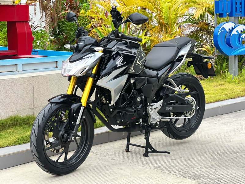 二手五羊本田CB190R 暴锋眼