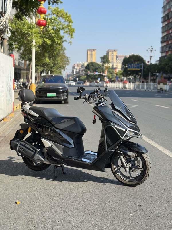 二手猎变闪电狗150