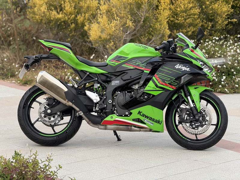 二手川崎ZX-4R