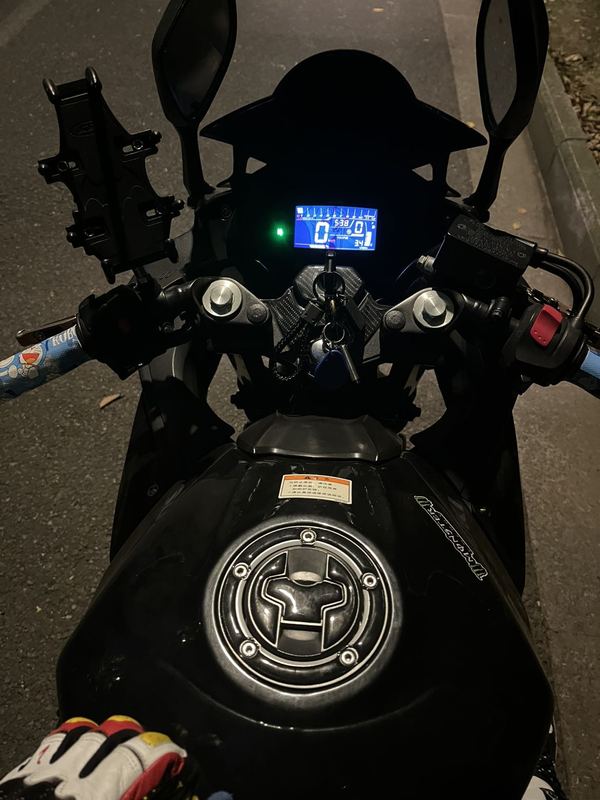 二手豪爵铃木GSX250R