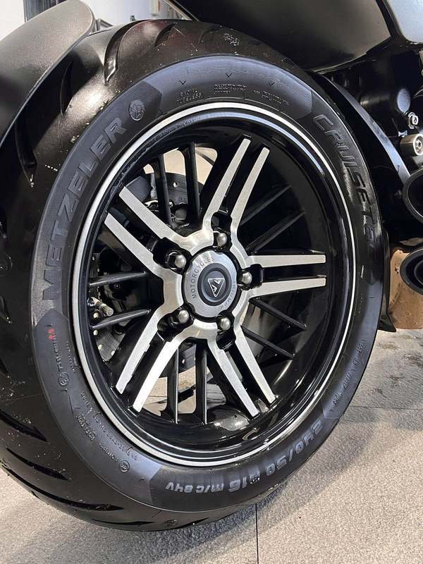 二手凯旋Rocket 3