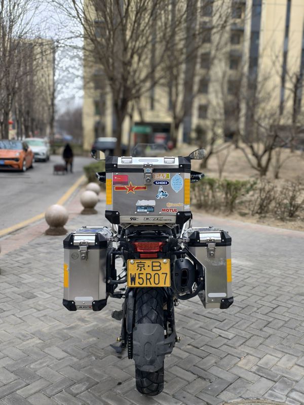 二手贝纳利金鹏 TRK502