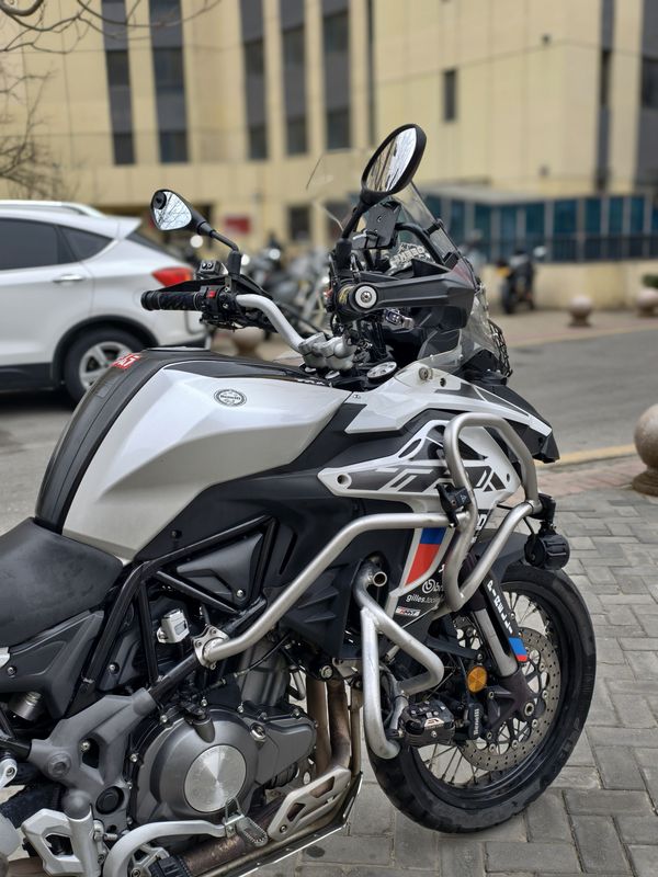 二手贝纳利金鹏 TRK502