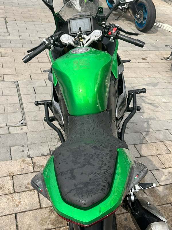 二手贝纳利龙卷风 Tornado 402R