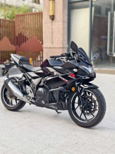 二手豪爵铃木GSX250R