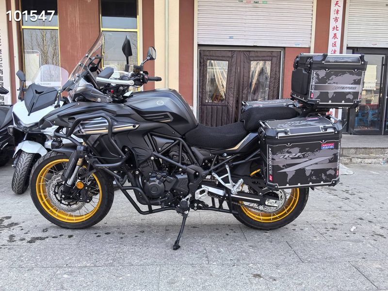 二手贝纳利TRK552