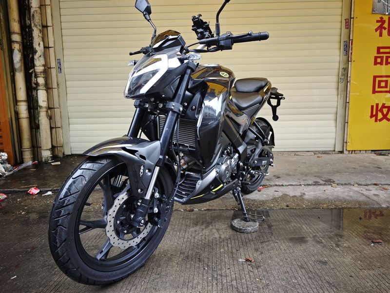 二手贝纳利小迅龙 BN150S