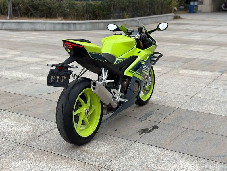 二手张雪机车500RR