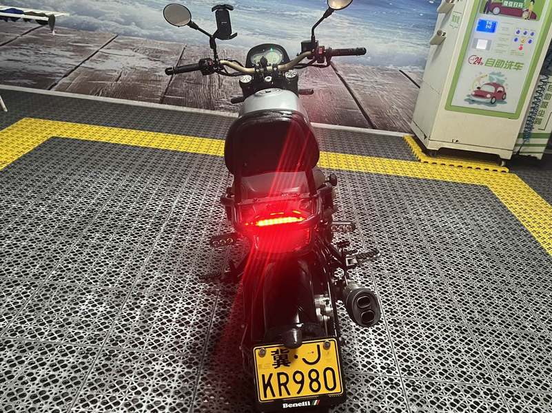 二手贝纳利幼狮 Leoncino 500