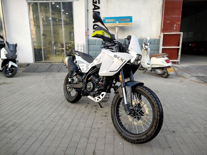 二手贝纳利BKX250