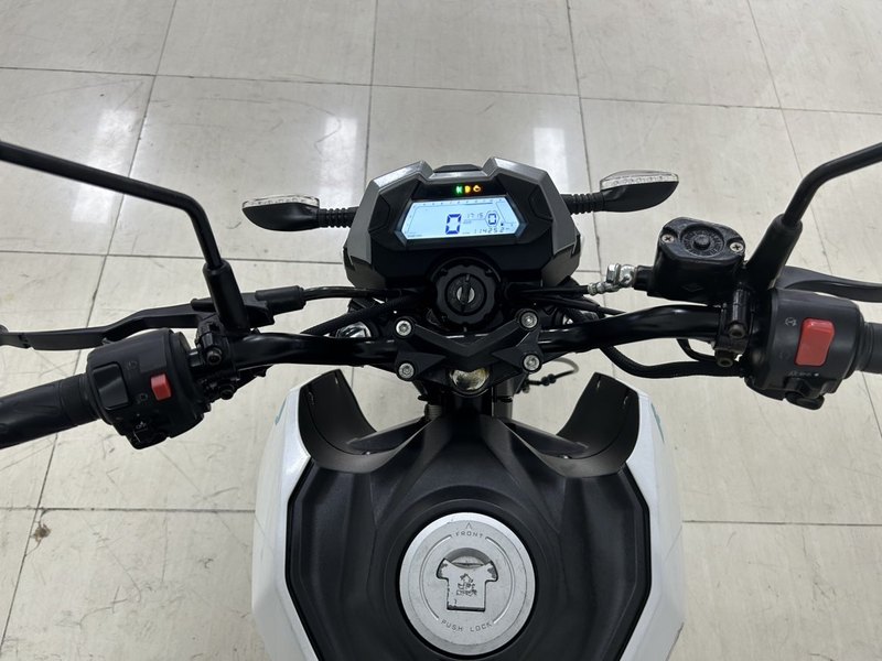 二手春风ST狒狒