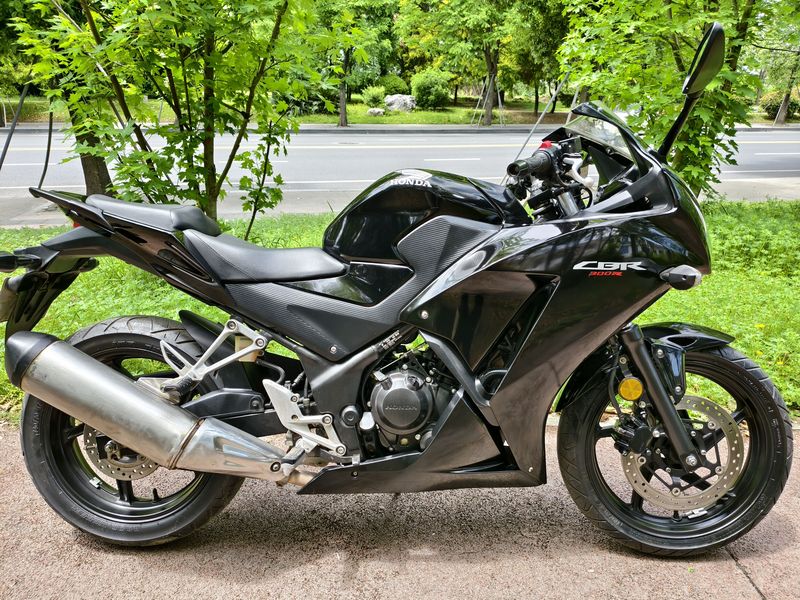 二手本田CBR300R