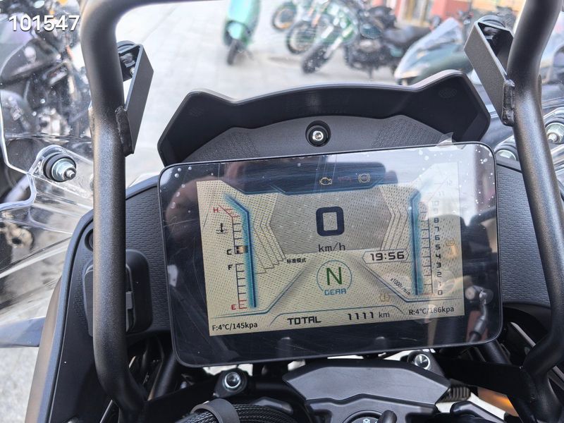 二手贝纳利TRK552