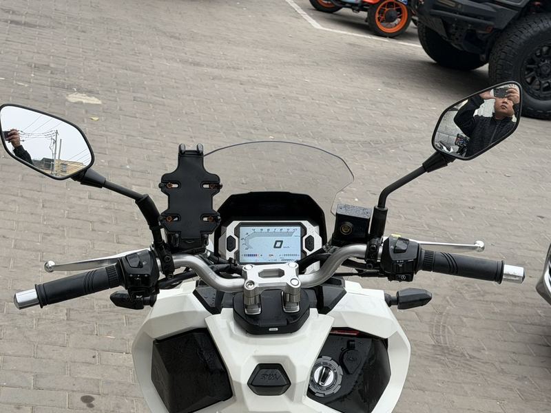 二手三阳哈士奇 Husky ADV150