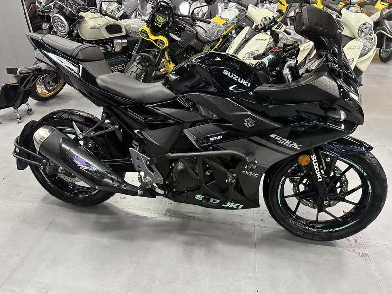 二手豪爵铃木GSX250R