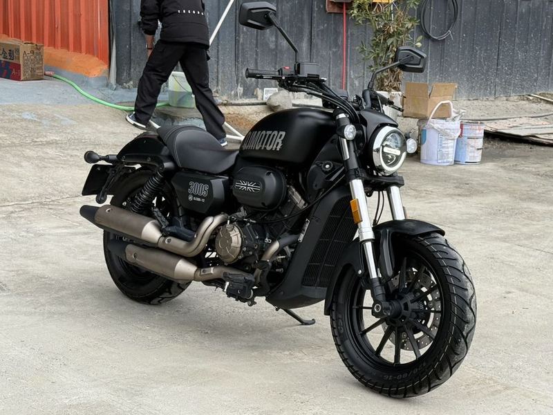 二手QJMOTOR闪300