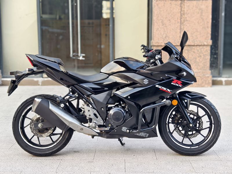 二手豪爵铃木GSX250R