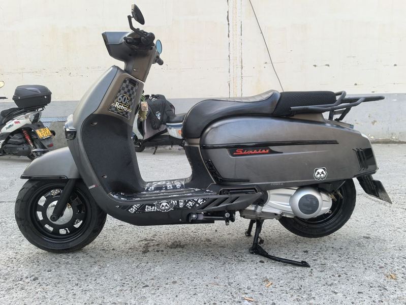 二手维多利亚Sixties 300i