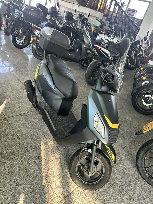 二手五羊本田NB-X