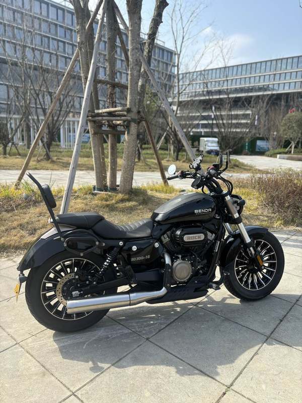 二手奔达Rock300 灰石