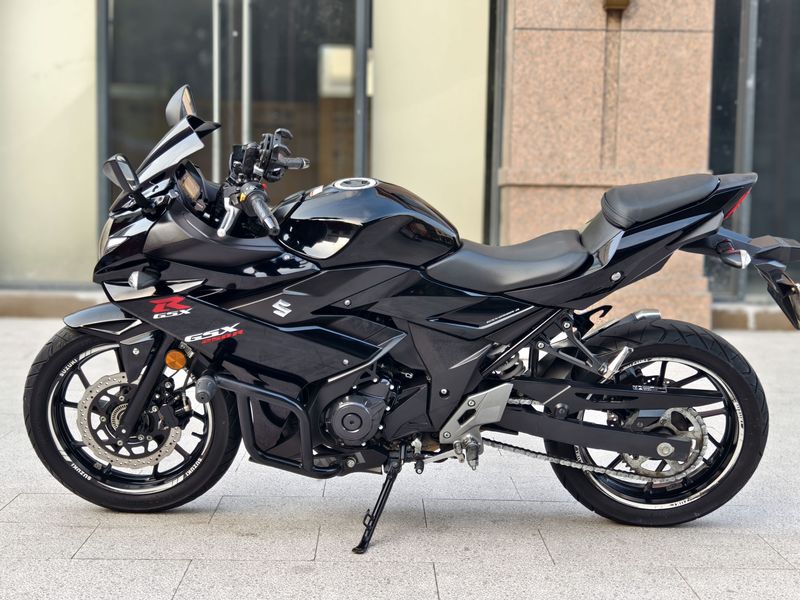 二手豪爵铃木GSX250R