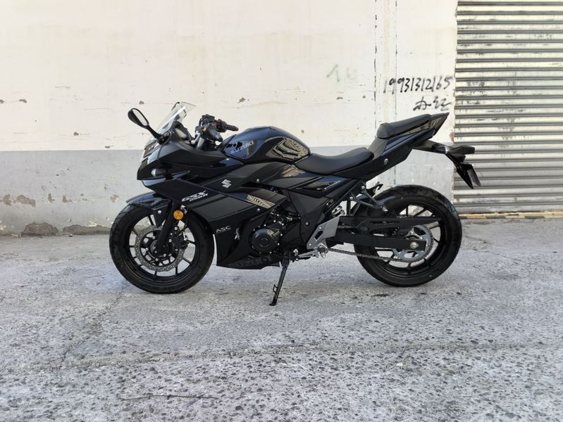 二手豪爵铃木GSX250R