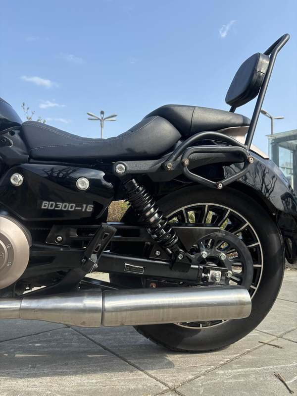 二手奔达Rock300 灰石