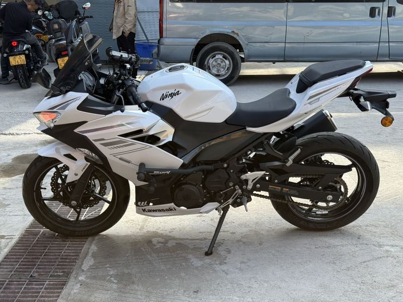 二手川崎Ninja 400