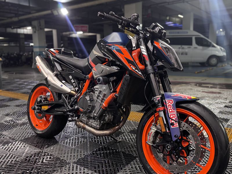 二手KTMR2R890 Duke