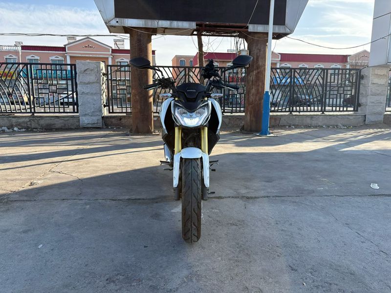 二手五羊本田CB190R 暴锋眼