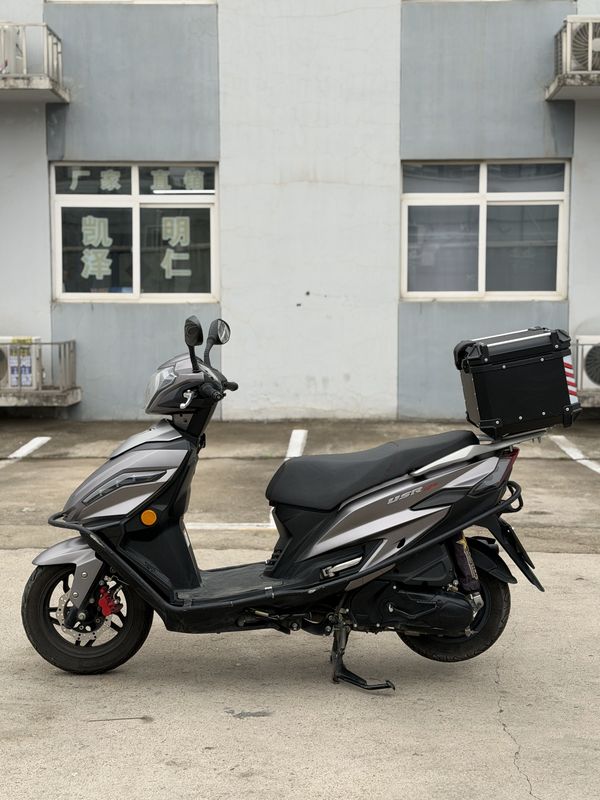 二手豪爵USR125 