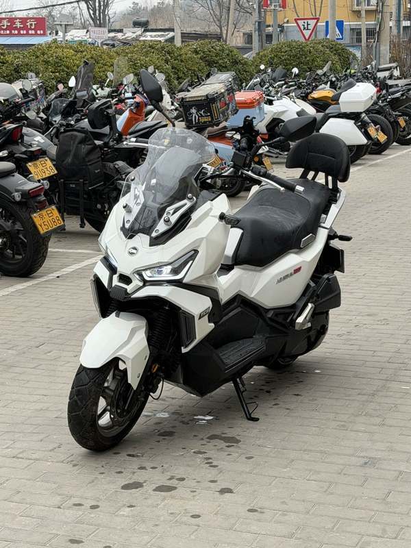 二手三阳哈士奇 Husky ADV150