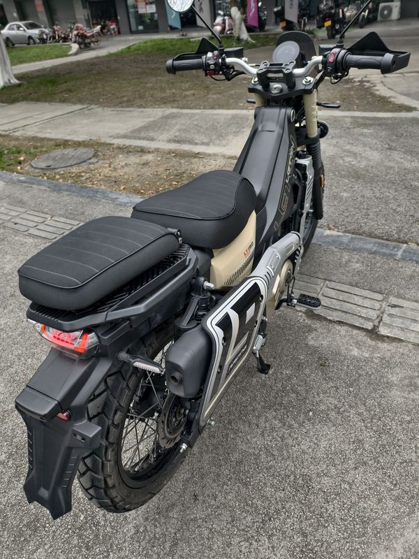 二手力腾动力军刀190(多功能车)