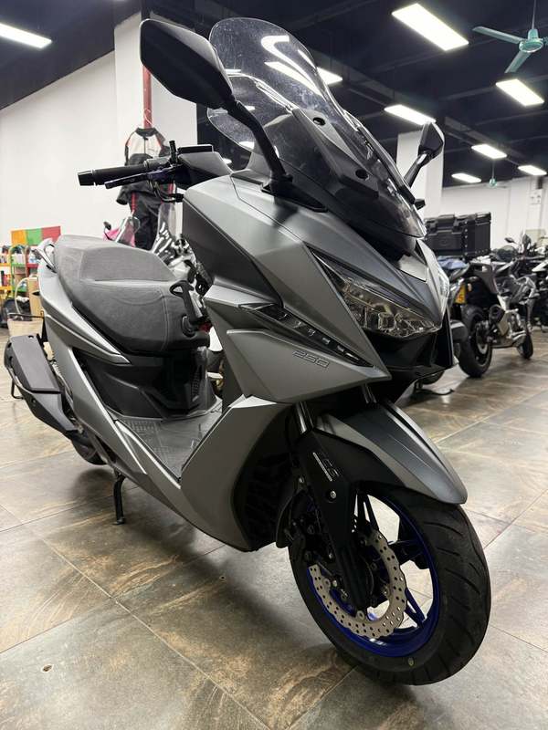 二手光阳赛艇 ST250