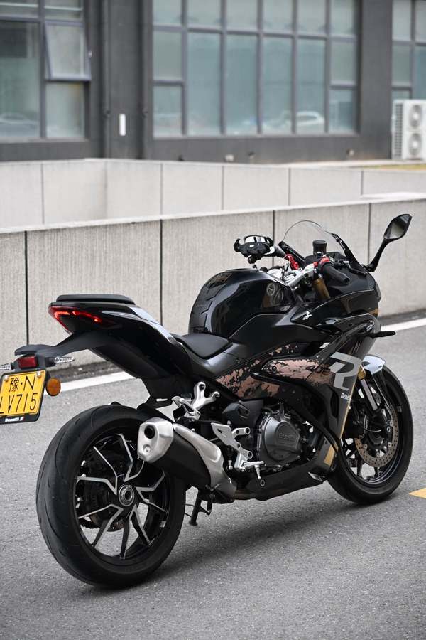 二手贝纳利龙卷风 Tornado 402R