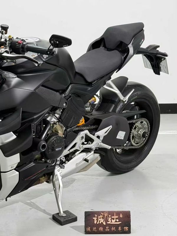 二手杜卡迪Street Fighter V4