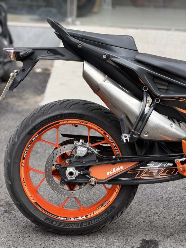 二手KTMR2R790 Duke