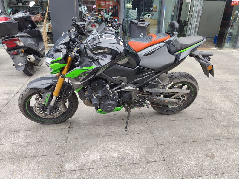 二手川崎Z900