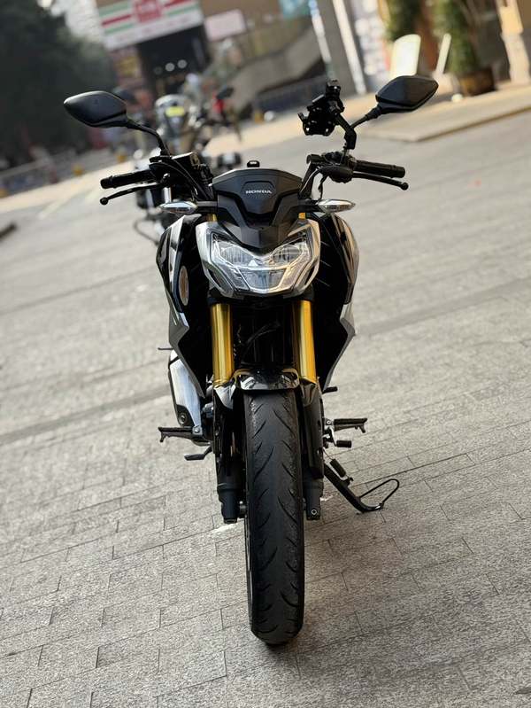 二手五羊本田CB190R 暴锋眼