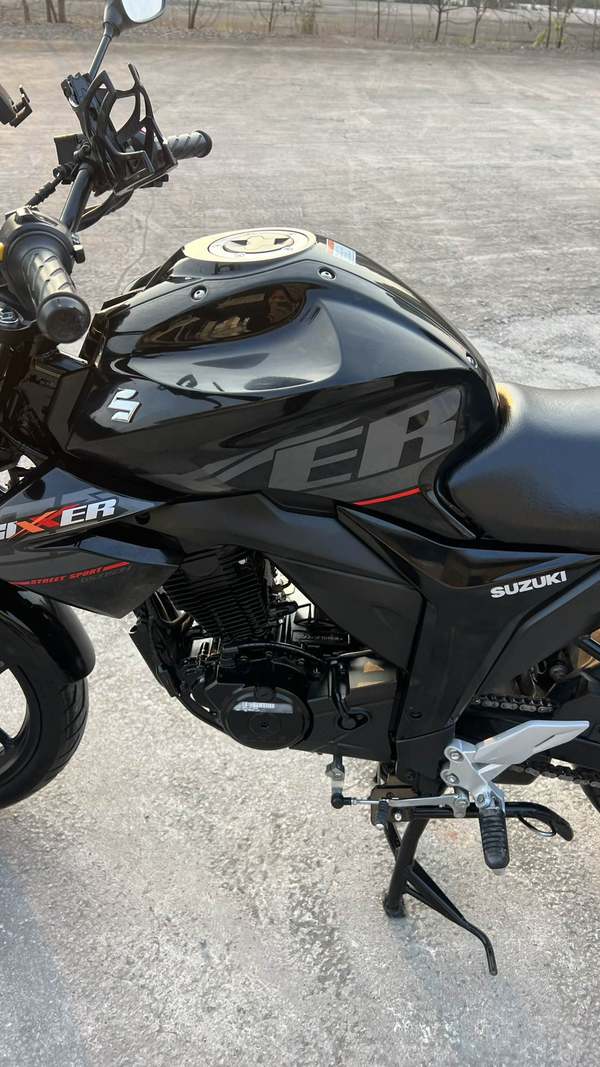 二手济南铃木极客飒 Gixxer 155 NK