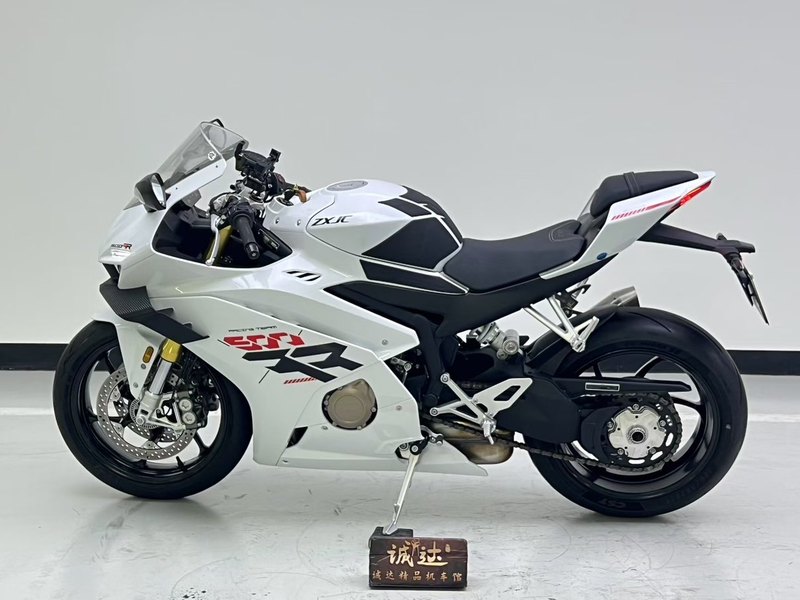 二手张雪机车500RR