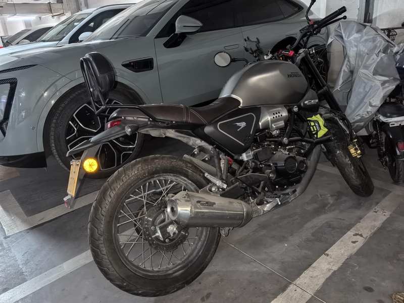 二手五羊本田鸷道 CB190SS