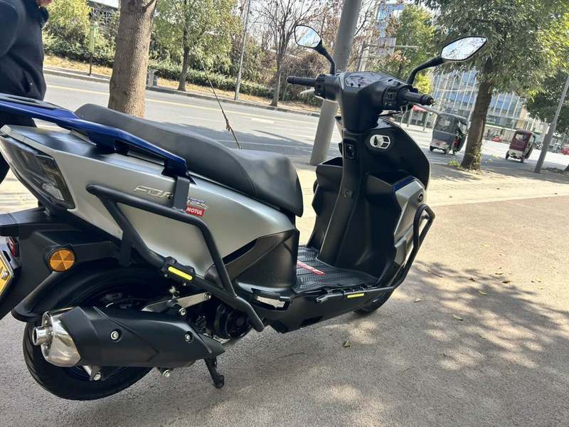 二手QJMOTOR鸿125