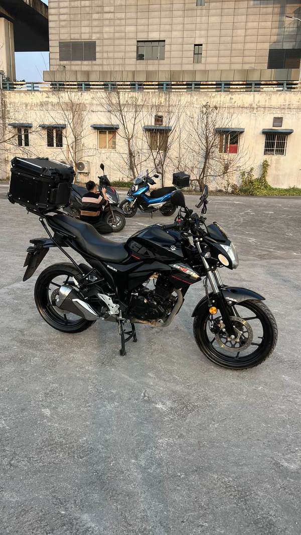 二手济南铃木极客飒 Gixxer 155 NK