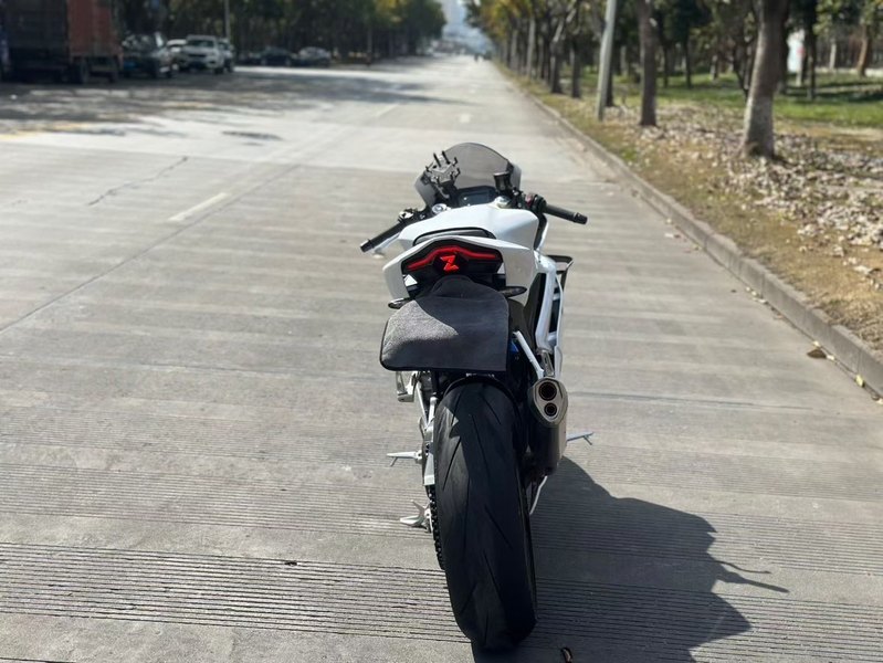 二手张雪机车500RR