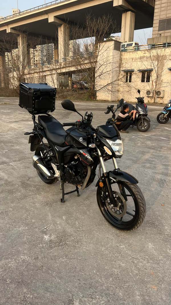 二手济南铃木极客飒 Gixxer 155 NK