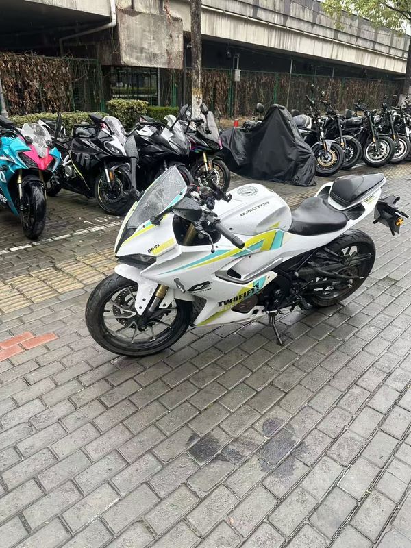二手QJMOTOR赛250
