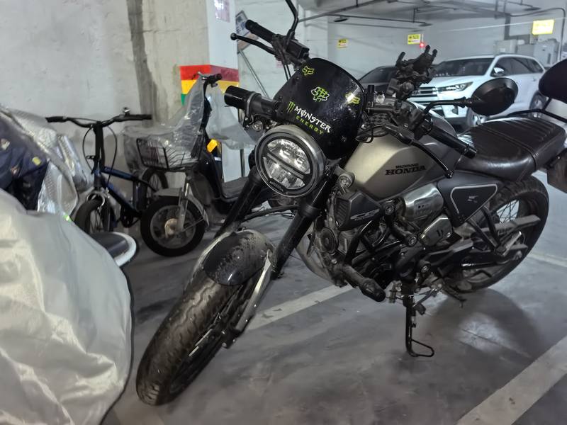 二手五羊本田鸷道 CB190SS